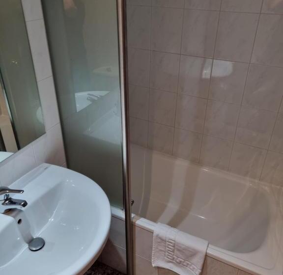 اتاق استاندارد, Cims Pas De La Casa