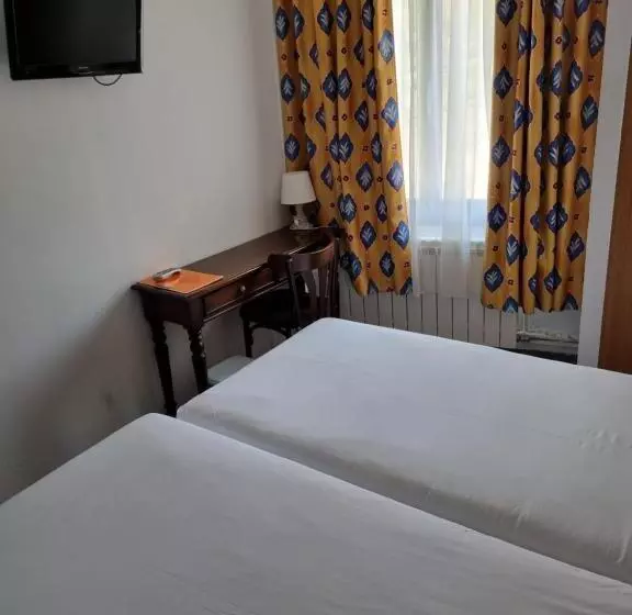اتاق استاندارد, Cims Pas De La Casa