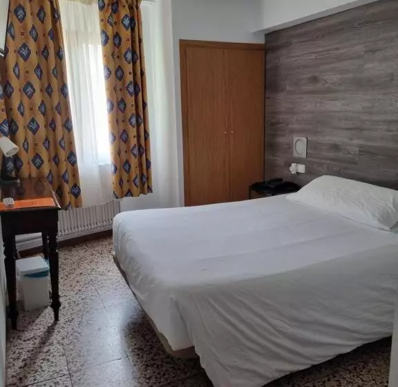 اتاق استاندارد, Cims Pas De La Casa