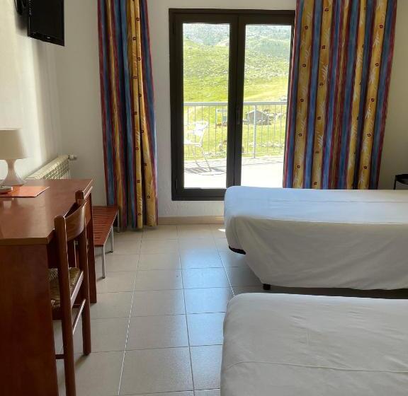 اتاق استاندارد چهار تخته, Cims Pas De La Casa