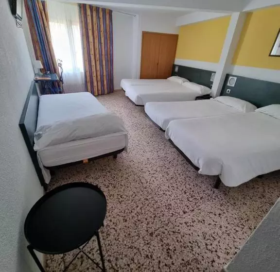 اتاق خانوادگی, Cims Pas De La Casa