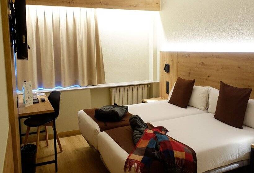 اتاق استاندارد اینتریور, Comtes D’urgell by Nexta