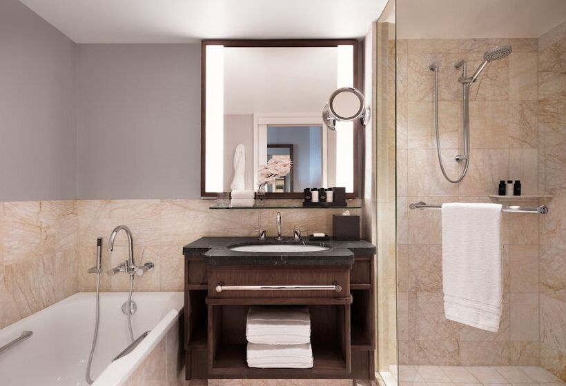 غرفة ديلوكس سرير كينج, Four Seasons Hotel Sydney