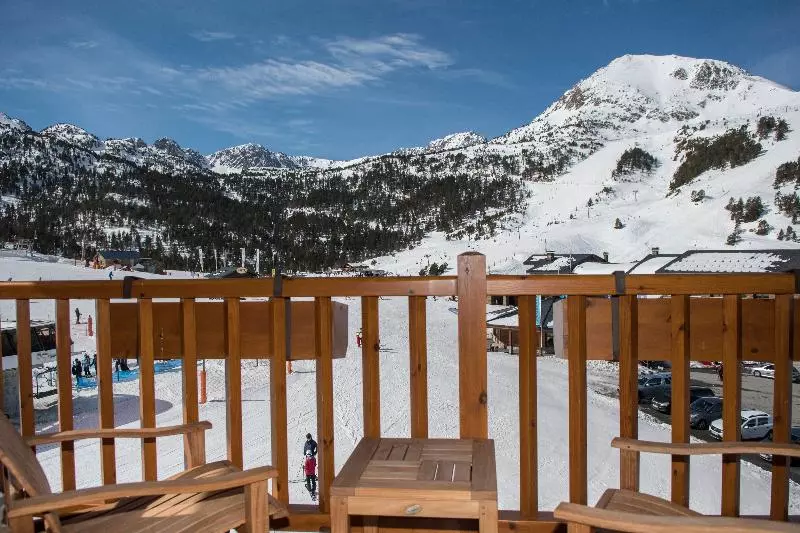 سوییت جونیور, Grau Roig Andorra Boutique Hotel & Spa