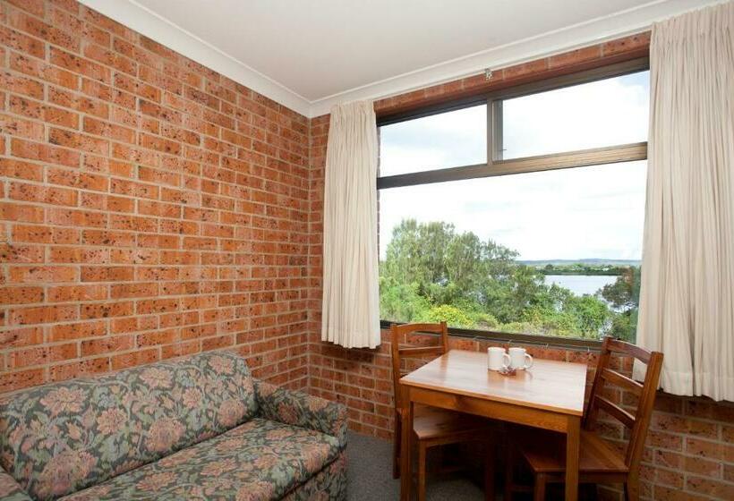 סוויטה, Riverview Motor Inn