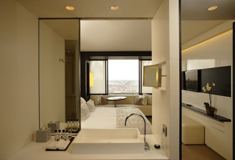 اتاق لوکس, The Hotel Brussels