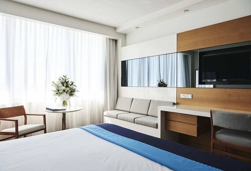 Представительский номер с видом, The Ville Resort Casino