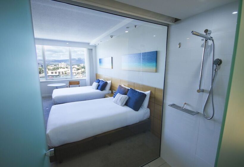 Представительский номер с видом, The Ville Resort Casino