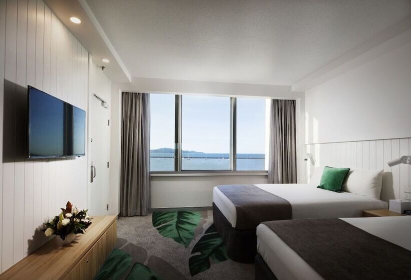 Номер Стандарт Вид на Море, The Ville Resort Casino