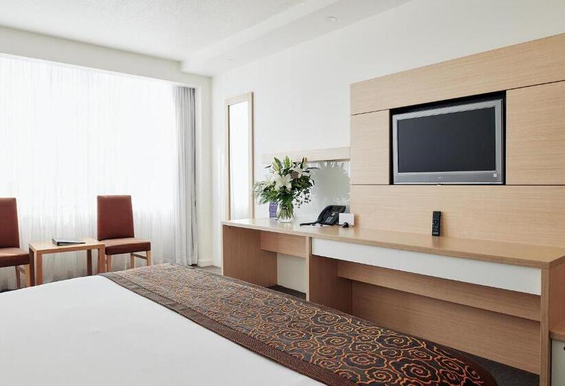 Номер Deluxe Кровать Кинг, The Ville Resort Casino