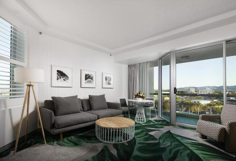 Люкс Кровать Кинг, The Ville Resort Casino