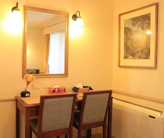 חדר סטנדרט, Twin Towers Inn