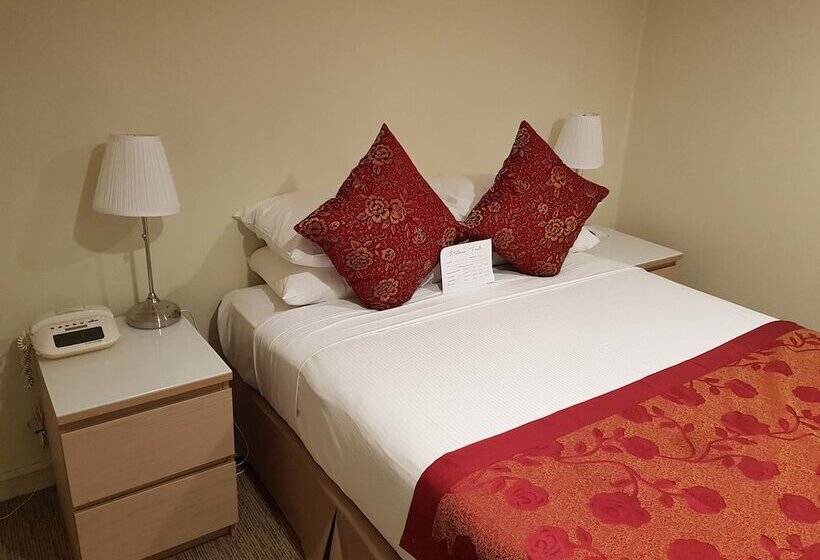 חדר אקונומי, Twin Towers Inn