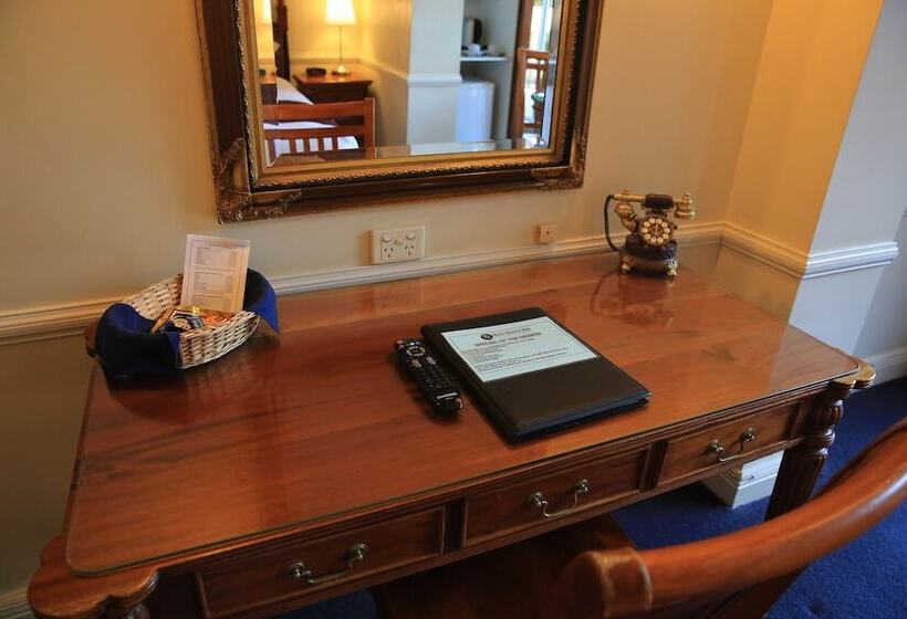 חדר סטנדרט, Twin Towers Inn