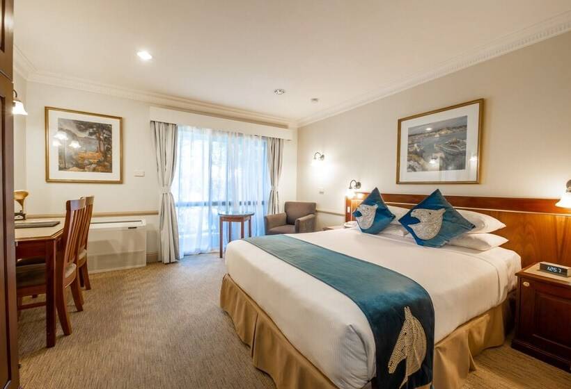 חדר סטנדרט, Twin Towers Inn