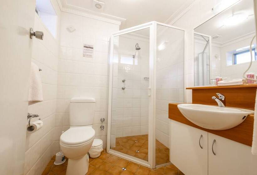 חדר סטנדרט, Twin Towers Inn