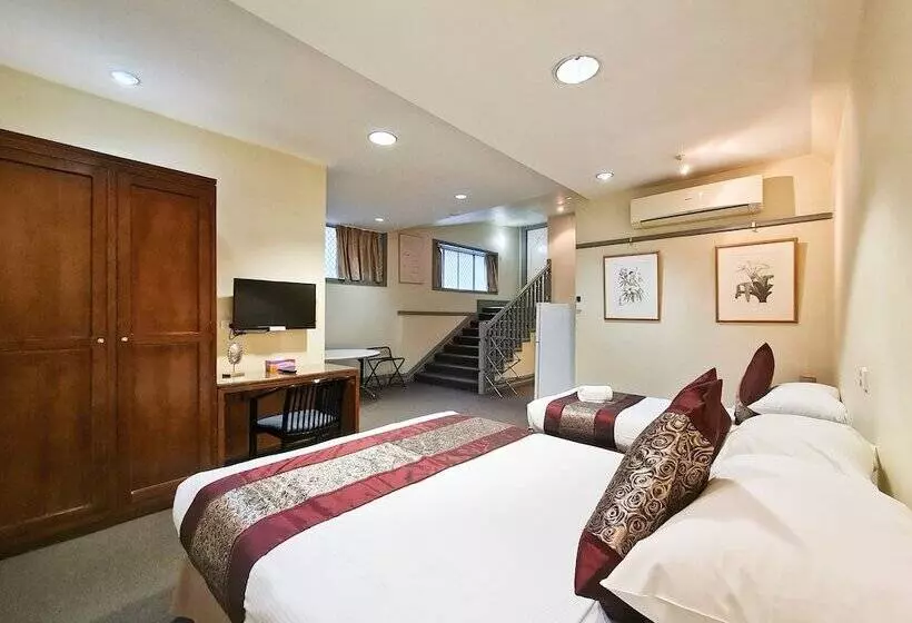 エコノミールーム, Twin Towers Inn