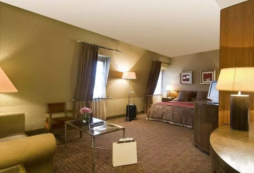اتاق لوکس, Warwick Brussels  Grand Place
