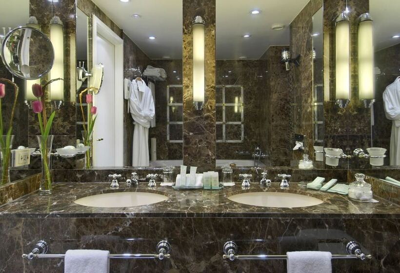 Royal Suite, Warwick Brussels  Grand Place