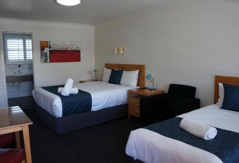 اتاق استاندارد, Waves Motel And Apartments