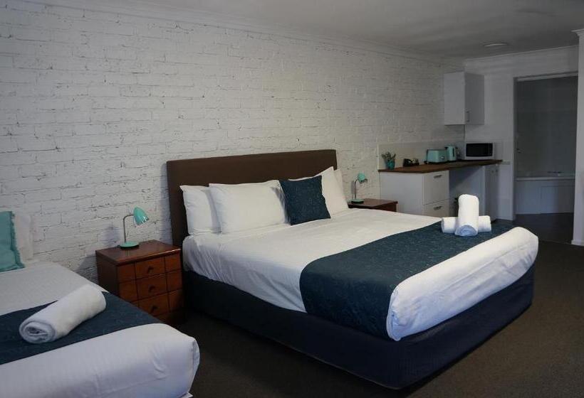 اتاق لوکس خانوادگی, Waves Motel And Apartments