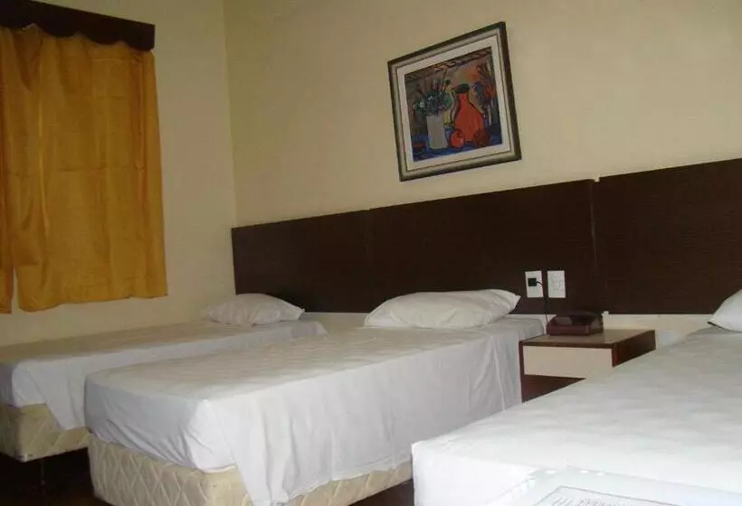 اتاق استاندارد سه نفره, Brasil Palace