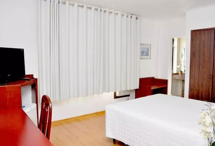 اتاق استاندارد, Caravelle Palace