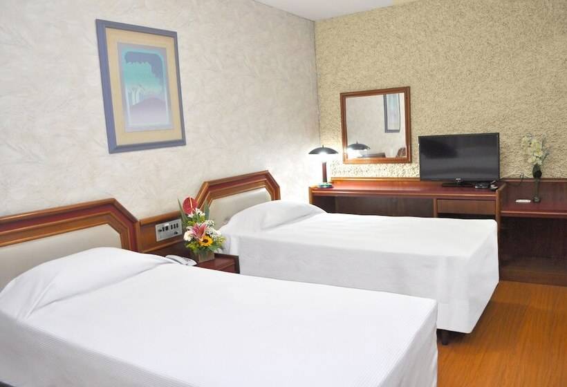 חדר סטנדרט, Caravelle Palace