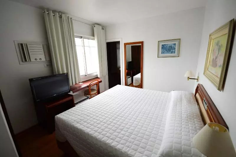 اتاق استاندارد یک نفره, Caravelle Palace