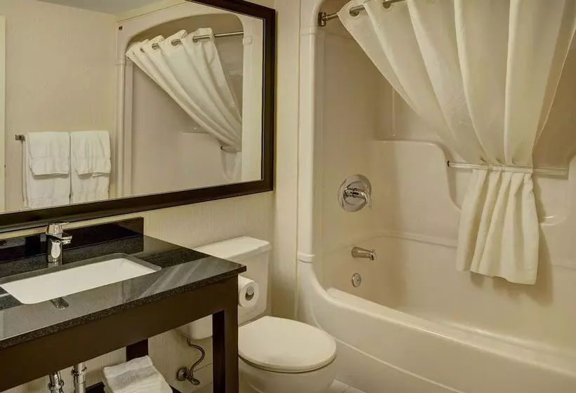 １階のスーペリアルーム, Comfort Inn