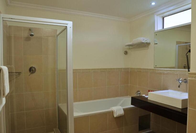 Camera Standard, Cresta Thapama