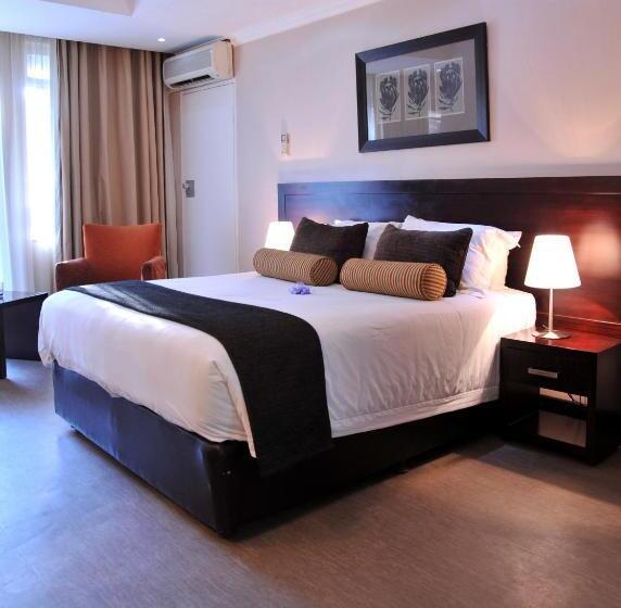 Suite Executive, Cresta Thapama