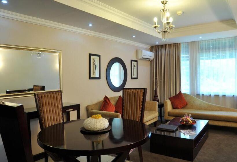 Suite Presidenziale, Cresta Thapama