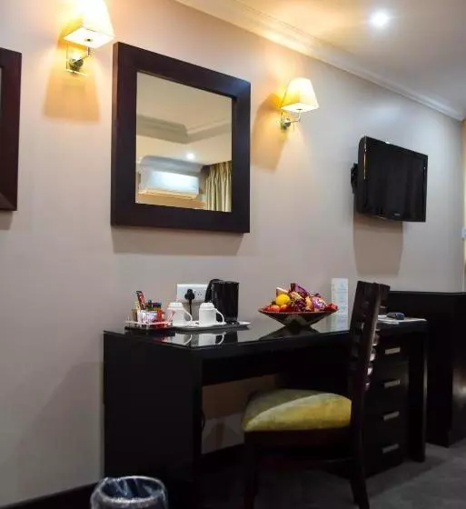اتاق استاندارد برای معلولان, Cresta Thapama