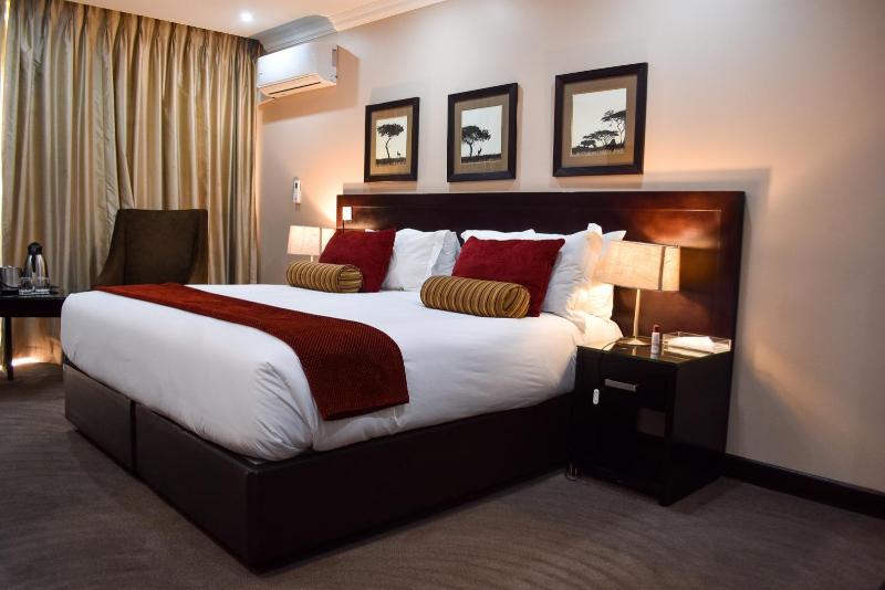 Camera Standard, Cresta Thapama