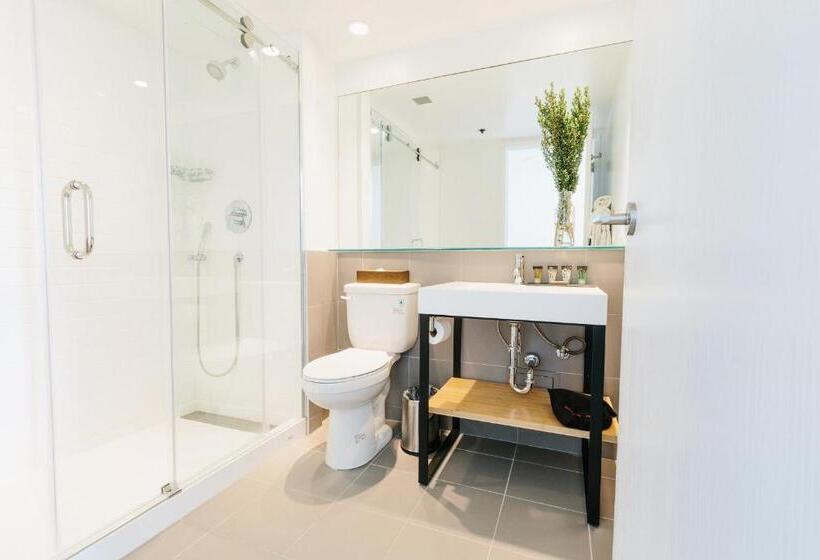 Стандартный Номер Кровать Кинг, Elk + Avenue