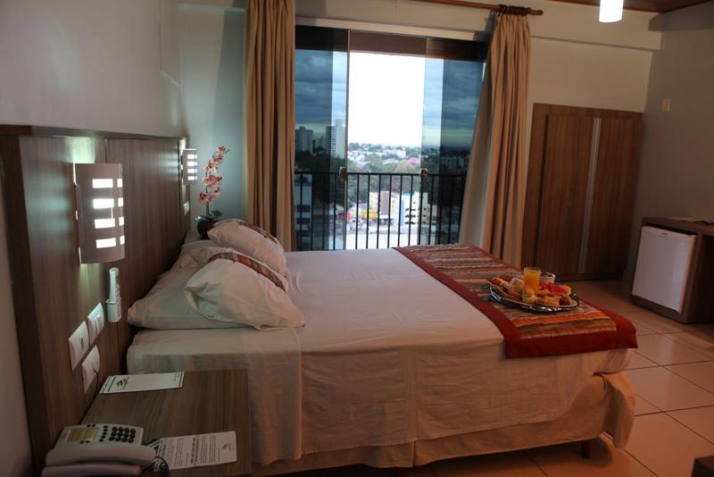 غرفة قياسية, Mato Grosso Palace