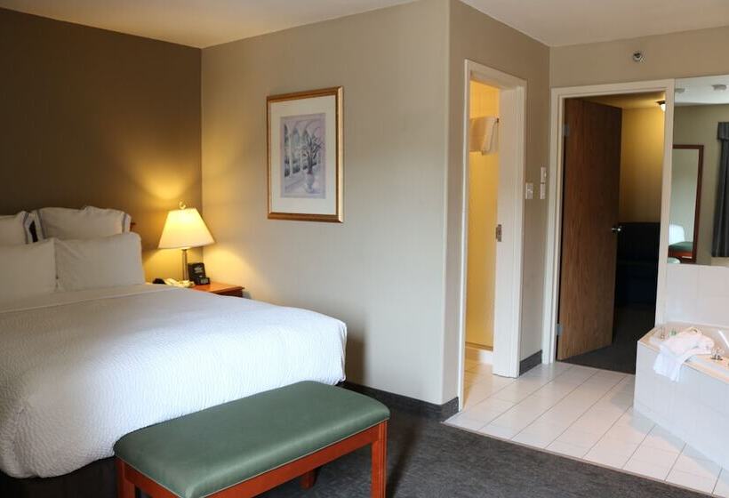 جناح مزود بجاكوزى, Nomad Hotel & Suites