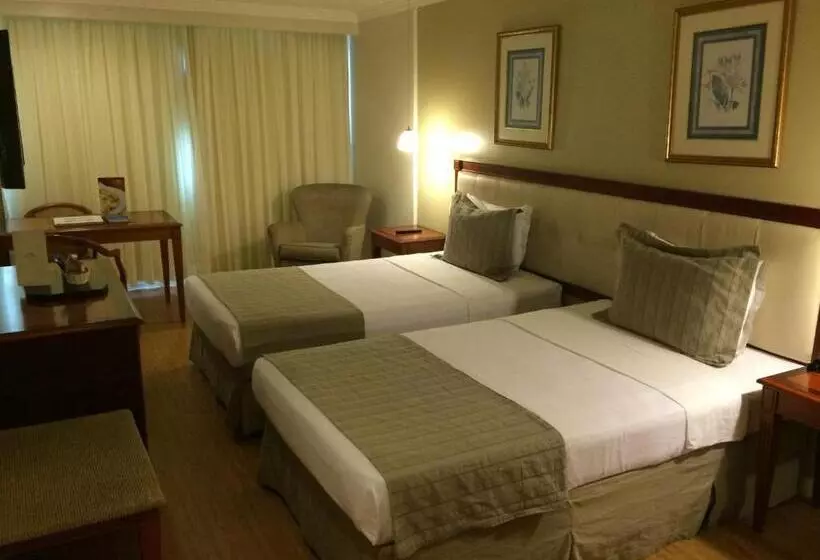 Deluxe Kolmen Hengen Huone Merinäkymä, Olinda Rio