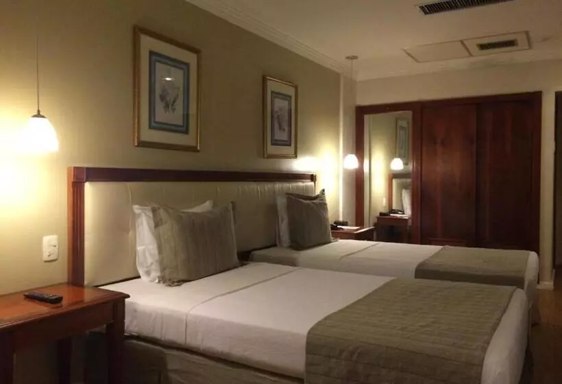 Deluxe Kolmen Hengen Huone Merinäkymä, Olinda Rio
