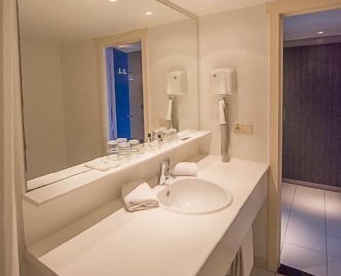 اتاق استاندارد, Ostend