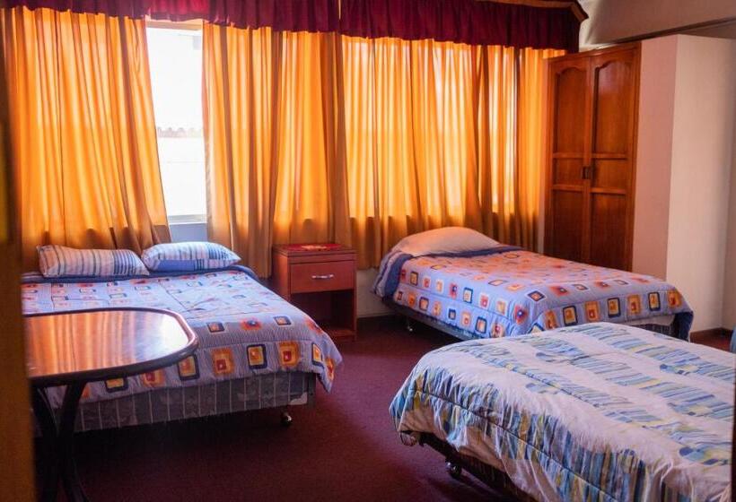 اتاق استاندارد سه نفره, Unión Plaza