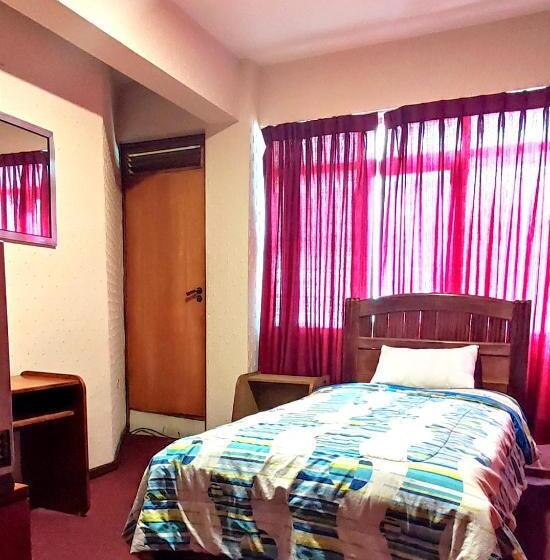 اتاق استاندارد یک نفره, Unión Plaza