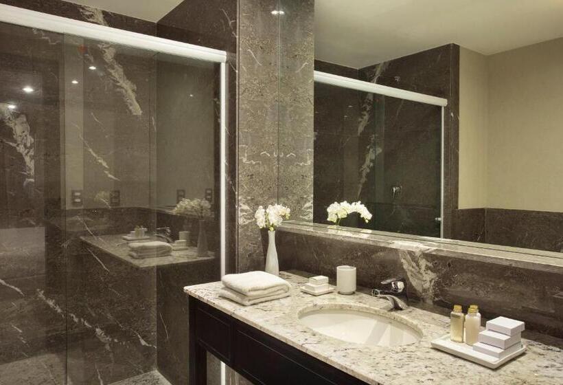 스탠다드 룸 더블 침대, Windsor California Copacabana