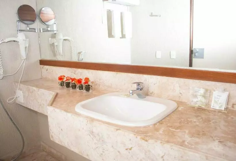 Chambre Standard, Mar Hotel Conventions
