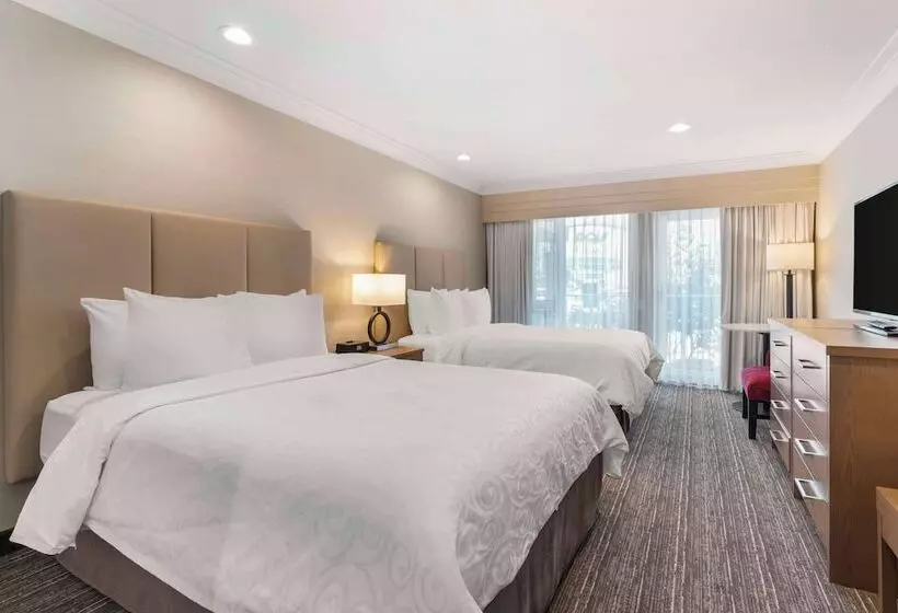 Standard-huone 2 Parivuodetta, Best Western Plus Kelowna Hotel & Suites