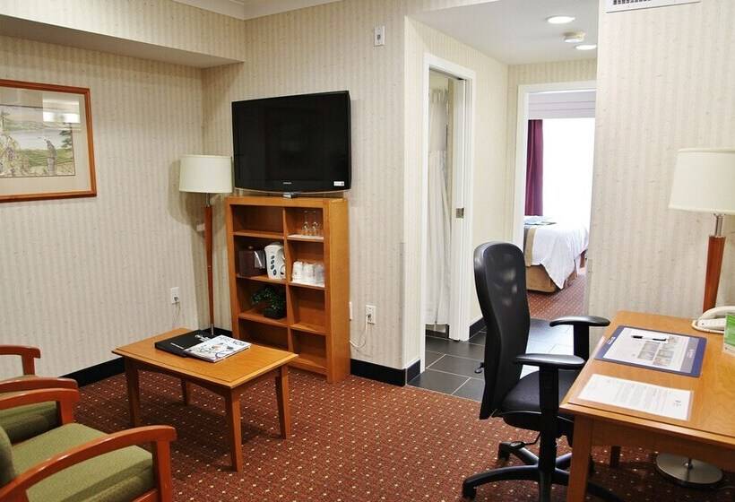 스위트, Best Western Plus Kelowna Hotel & Suites