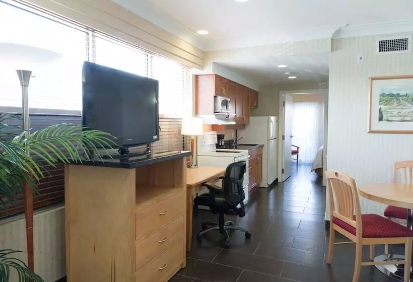 Sviitti, Best Western Plus Kelowna Hotel & Suites