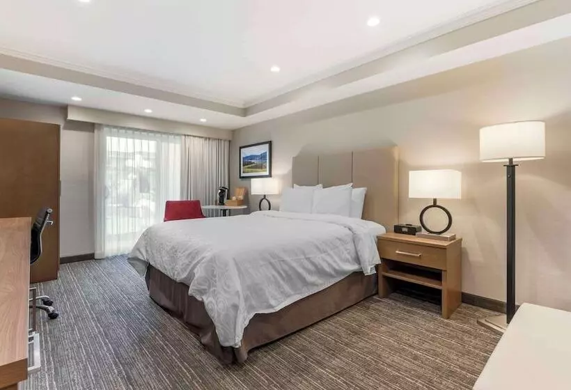 Executive-huone, Best Western Plus Kelowna Hotel & Suites