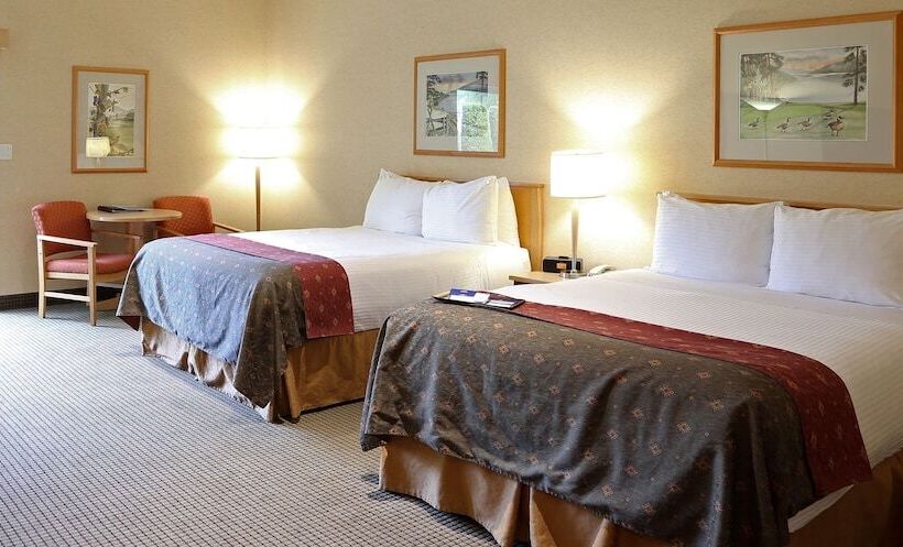 ２ダブルベッドのスタンダードルーム, Best Western Plus Kelowna Hotel & Suites